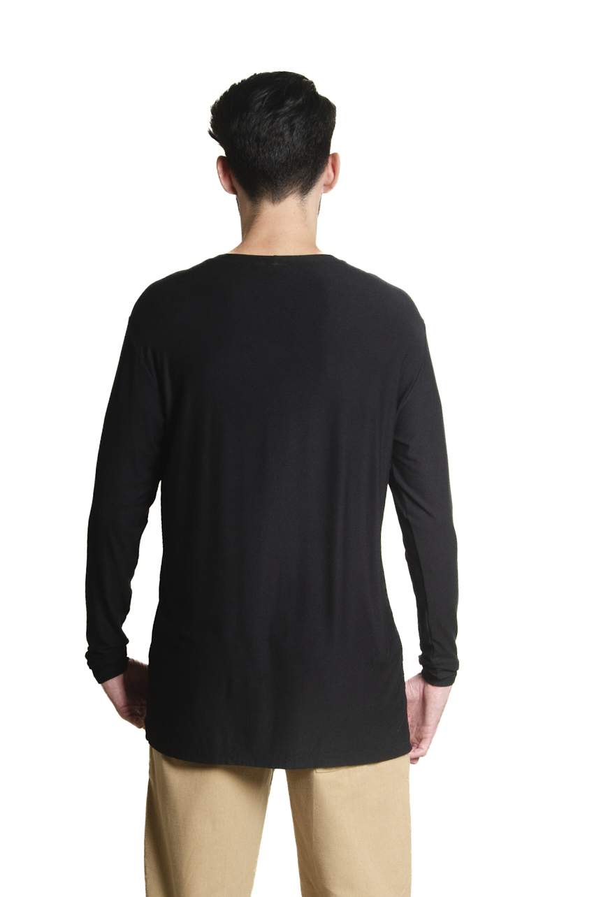 Camiseta Manga Longa Adriadno - Preta - Imagem 5